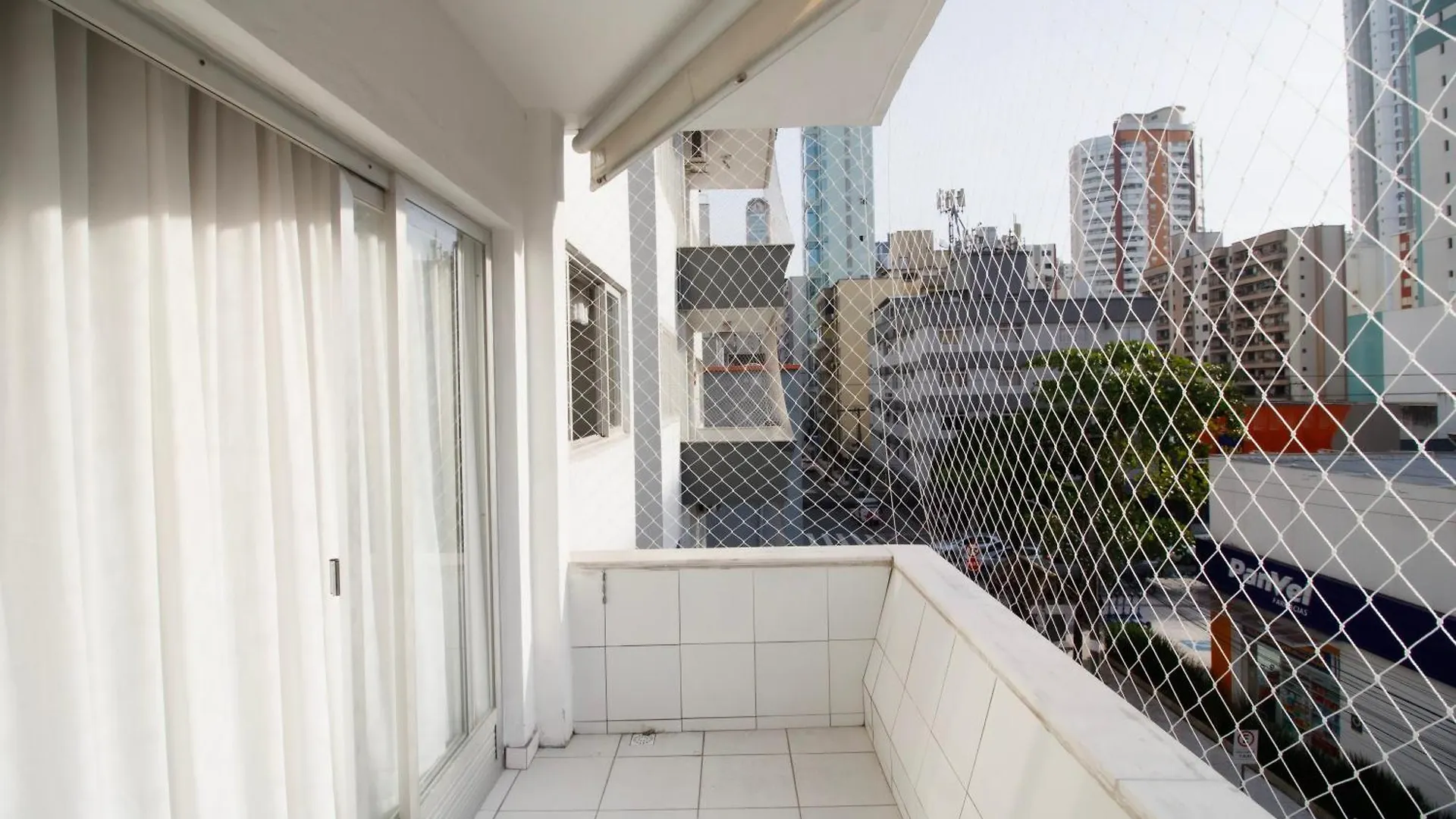Apartment Apt Para 5 Na R. 2000 Proximo A Praia Wc8702 Balneario Camboriu Brazil